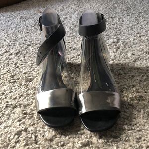 Vince Rita Heels size 7.5